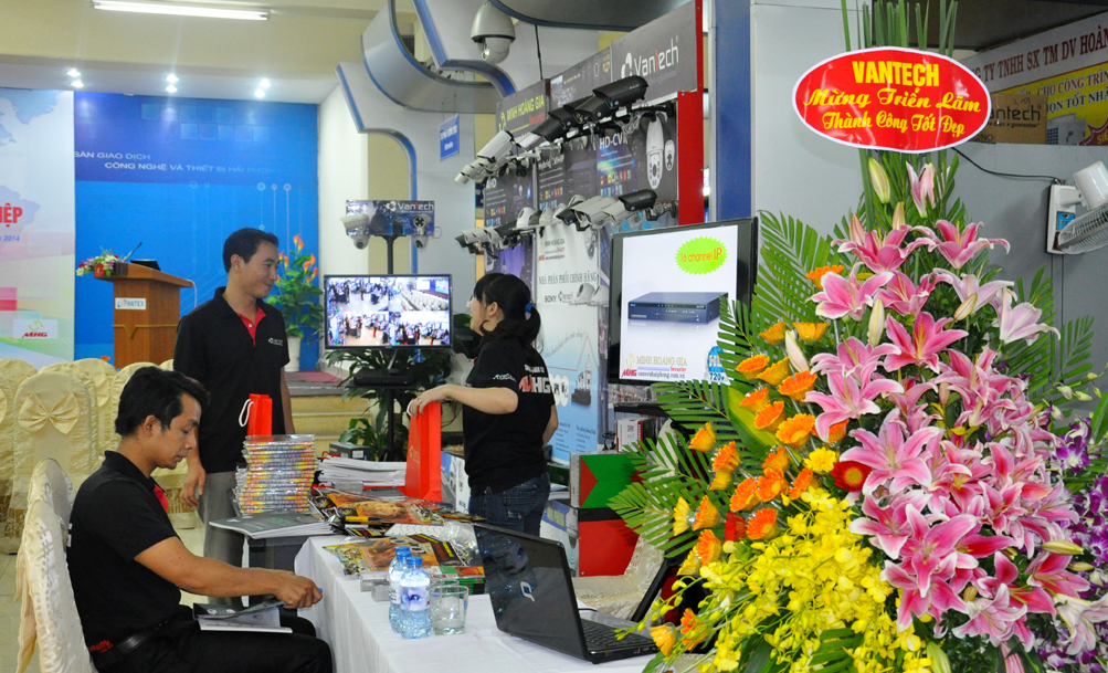 MINH HOÀNG GIA tham gia triển lãm công nghệ Hải Phòng 2014